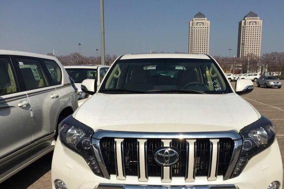 17款丰田霸道2700 中东版天津港口现车充足 低价促销