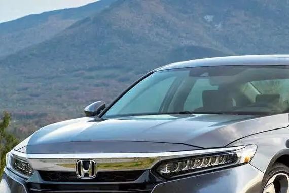 神车是“思域”？那是因为你还没开过第10代的本田雅阁！