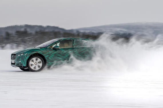 捷豹I-Pace电动车将亮相日内瓦 45分钟充电80%