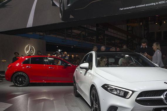 全新奔驰A级正式发布 全新外观内饰设计 车身尺寸全面加大