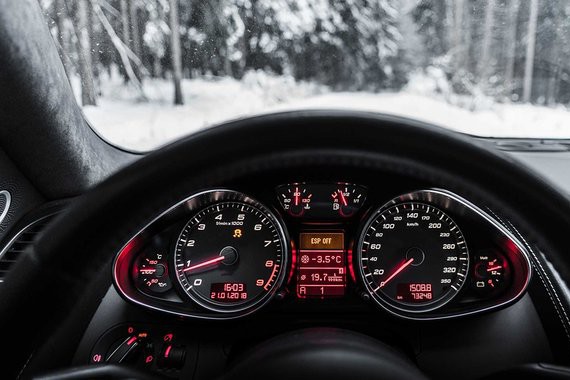 自动驾驶汽车也要“考驾照”，80 分以上才能上路