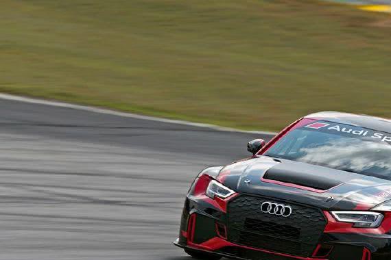 飞一般的感觉！全新奥迪RS3 LMS赛车，百米加速只要4.5s！