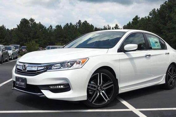 全新雅阁即将换代上市，配置颜值大增，凯美瑞危险了！