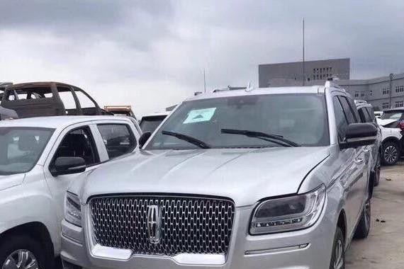 全新一代林肯领航员，已经到了天津港！