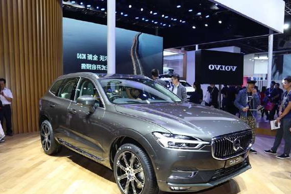 中级SUV颜值之最，安全与操控完虐BBA254马力6秒破百吊打奥迪Q5