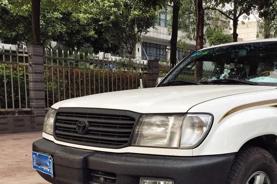 地表最强越野车竟是它 越野能力可靠性完爆路虎、牧马人