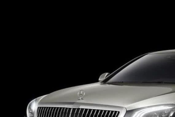 车长5米4配双色车身，新款迈巴赫S发布，还买什么宾利劳斯莱斯！