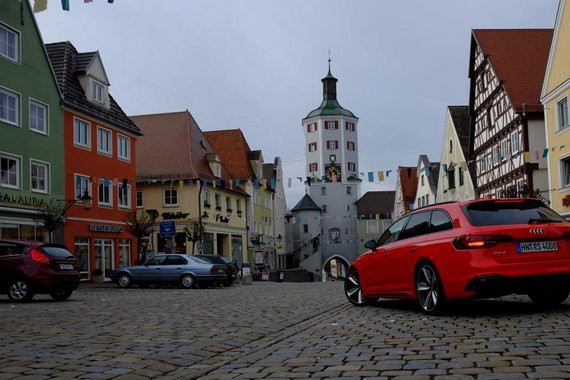 为信仰充值的时候到了 德国试驾奥迪新RS4