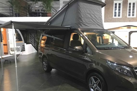 有四驱和自动挡的奔驰V250D的进口房车，土豪新选择