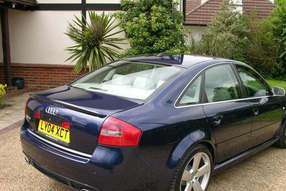 三足鼎立：奔宝奥的“地表最强旅行车”之争