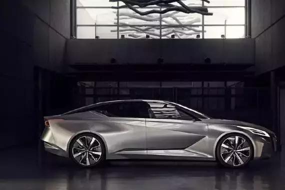 帕萨特的劲敌来袭！档次感不输奥迪宝马，仅16万起，号称开不坏