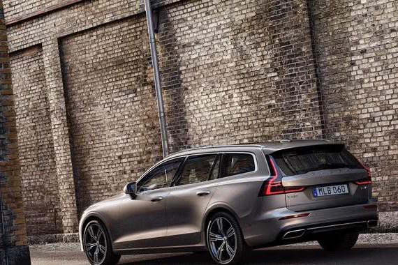 最美旅行车终揭面 这颜值奥迪RS6都服 完胜奔驰、宝马