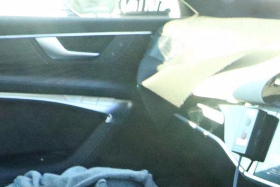 “谍照“有新的文章更新，请注意查收