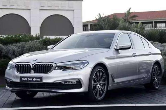 果然43.99万宝马525Li上市 入门版是否乞丐？