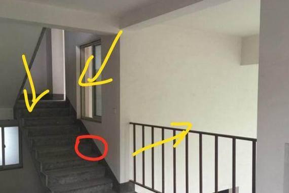 楼梯房万万不要买这一层, 多少人被忽悠买, 住进