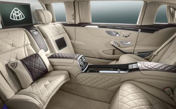 奔驰迈巴赫S600内饰豪华