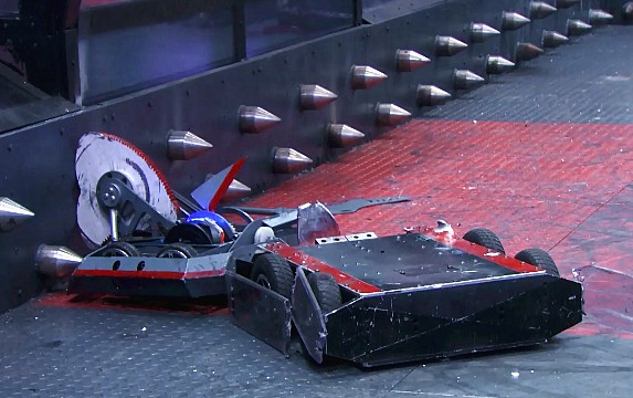 《铁甲雄心》打响四强之争 中国占据八强半壁