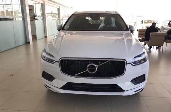 首批全新沃尔沃XC60实车到店,奥迪Q5 奔驰GLC要凉透了高清图片
