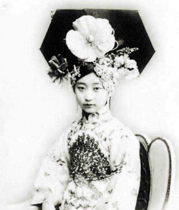 五百年一见的美女,非常值得看的一篇文章