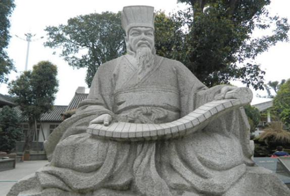 历史人物杨雄有何成就?扬雄家族背景如何?