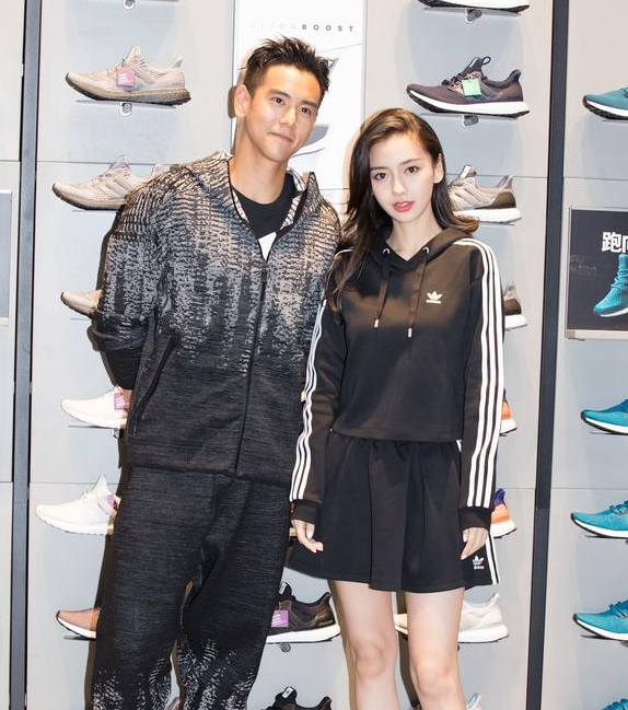 杨幂代言三叶草,baby可要小心了,赵丽颖杨幂快