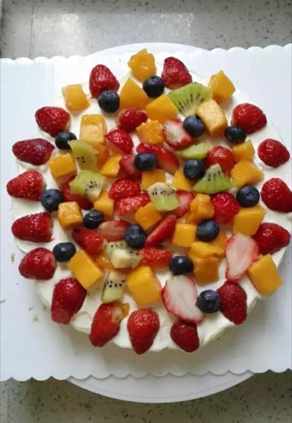 临近2018,终于有人出来揭秘风靡2017的水果裸蛋糕制作方法啦!