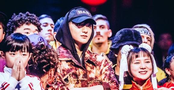 是街舞》:韩庚最严谨,黄子韬路转粉,易烊千玺还