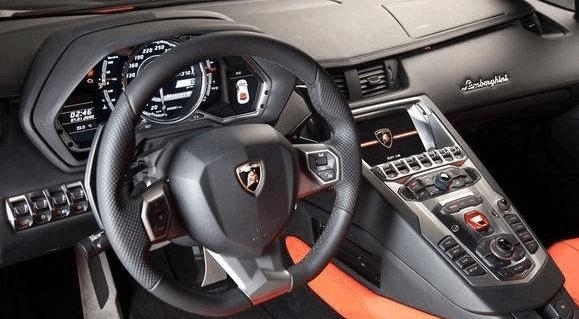 豪车启动按钮位置,我只服保时捷911, 藏得太深了