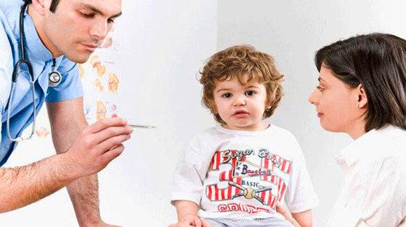 八个月宝宝感冒发烧到39.5度,爸妈该怎么办