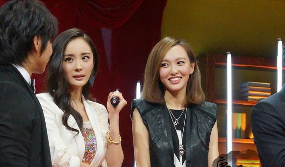 邱泽分手后谈唐嫣 唐嫣谈邱泽落泪哽咽视频