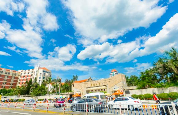 十一去厦门旅游怎么样?穿什么衣服合适?