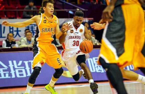 CBA球员薪资排名:这位中国球员远超所有外援