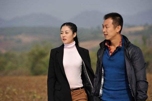 不是赵本山徒弟,却被赵家班全体力捧,沦为配角后默默