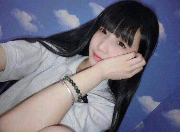 00后小姑娘:男朋友什么我都能忍,比我大七岁我也接受!
