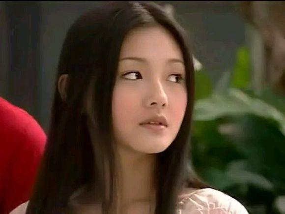 新版《流星花园》杉菜的鼻孔好大,还是觉得大s版本的杉菜最美