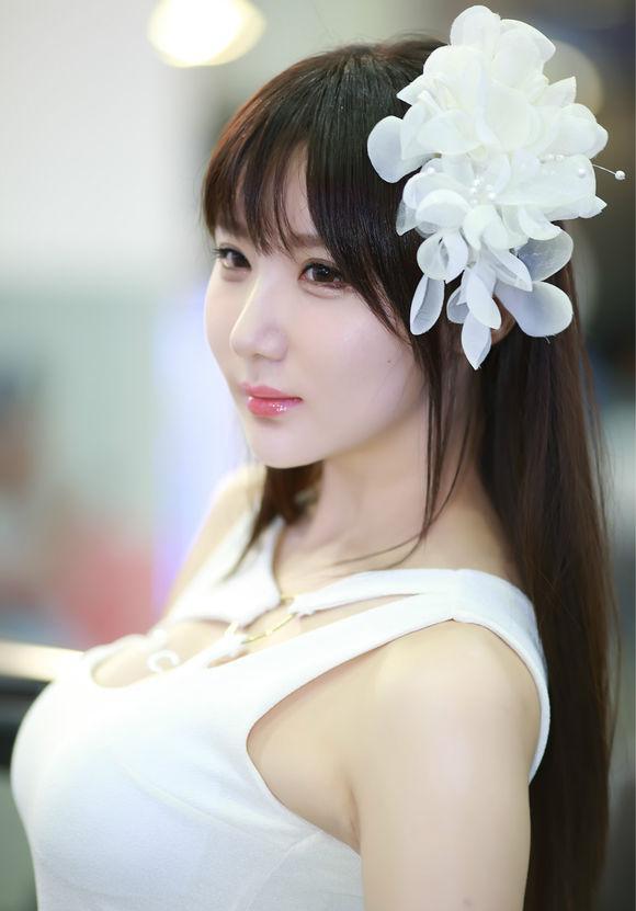 韩国汽车展览会 连多斌