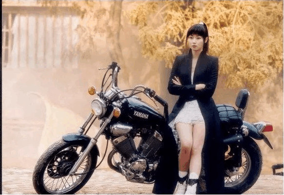 还记得《我和僵尸有个约会》吗? 冯小玲今变化