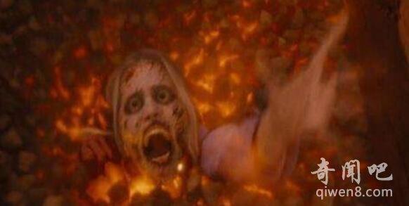 双翅青面獠牙怪\/地狱万鬼哭嚎声的地狱怪物 曾