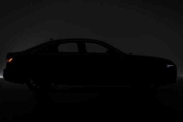 不加长不再官车的全新奥迪A6 明年上市 要卖给宝马车主？