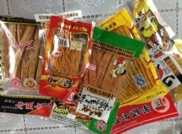 小时候吃过的100种爆款零食都在这里,你还记得吃过多少?