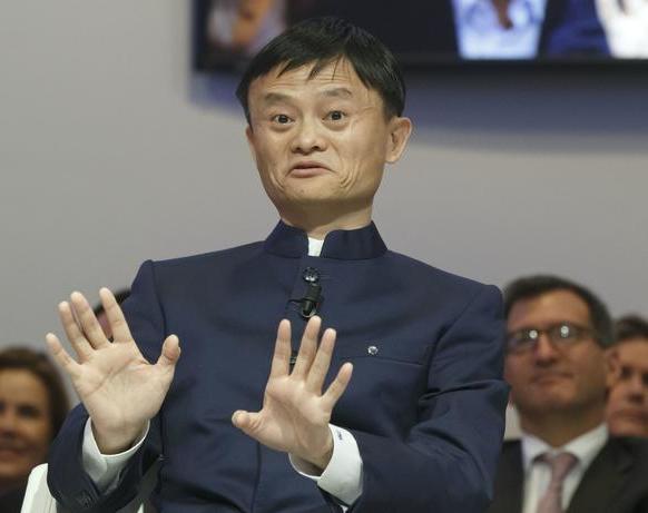 马云:把蚂蚁借呗的钱借出来存余额宝里?呆子,