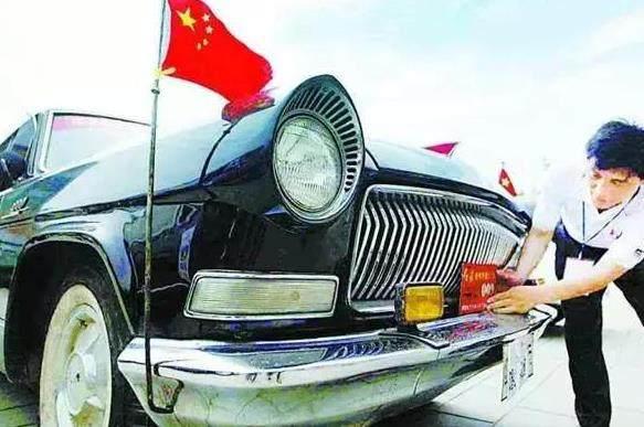 解放初期，中国有一辆专为毛主席定制的车，是亚洲最长的车！