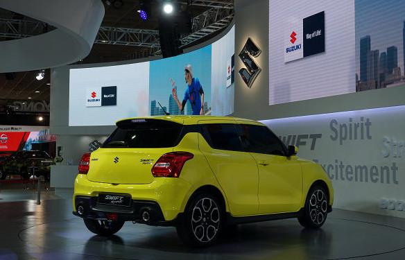 2018款铃木雨燕国产来袭, 操控升级, 还买啥飞