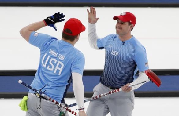 韩国又出大乌龙!美国男队金牌印Women 网友吐