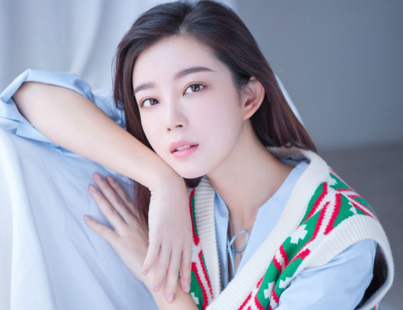 唐昕内衣_唐昕内衣图(2)