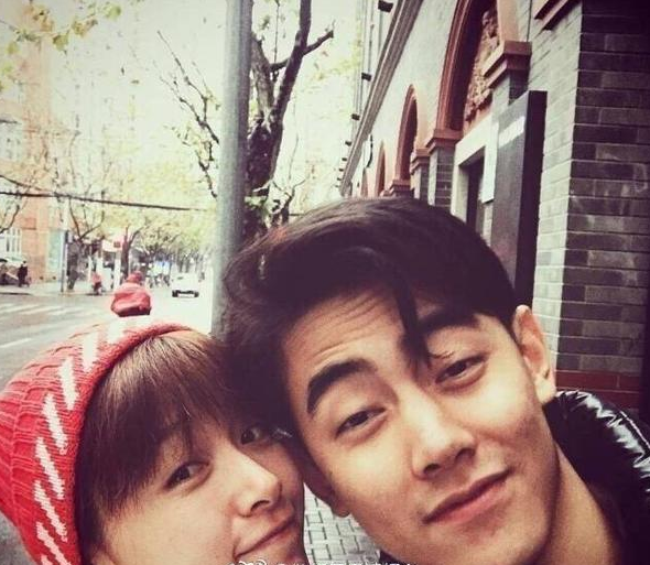 阚清子微博取关纪凌尘,两人这是闹别扭还是闹