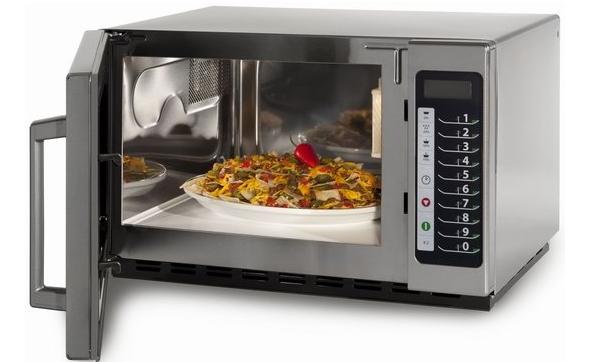 家里哪些食物千万不能用微波炉加热?