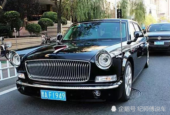 哈尔滨街头偶遇红旗L5,看到车牌后,交警见了都