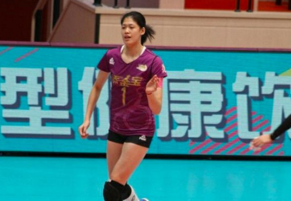 李盈莹:朱婷我不敢想,我的目标是惠若琪,我想变