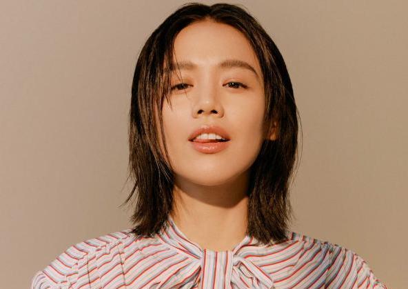《大宅门》三部曲走出的美女现状：成影后、整容，一部比一部差？